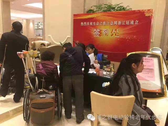 ��֮Ⱥ�ں��ݣ�����֮·���҂�һֱ��ǰ��