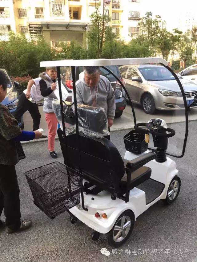 ����Ů���I��֮Ⱥ���ͽo���~�ϸ��H����Т��