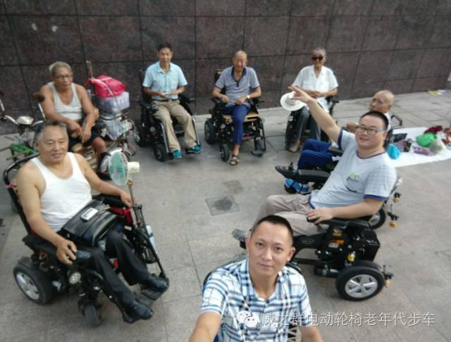 ��֮Ⱥ���ģ���֮Ⱥ�c(di��n)ȼ�ҵ��������